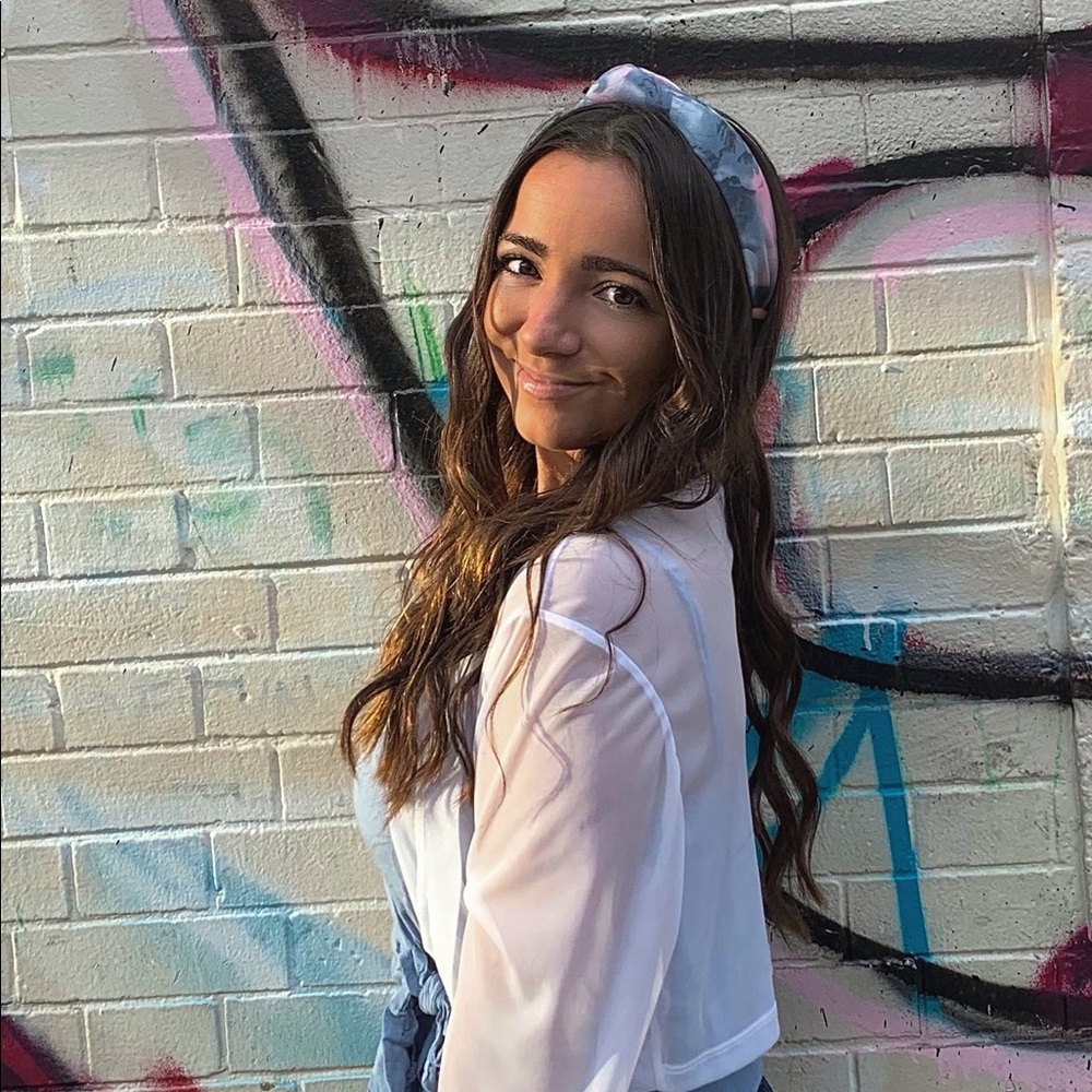 Meet your Posher, Ashley